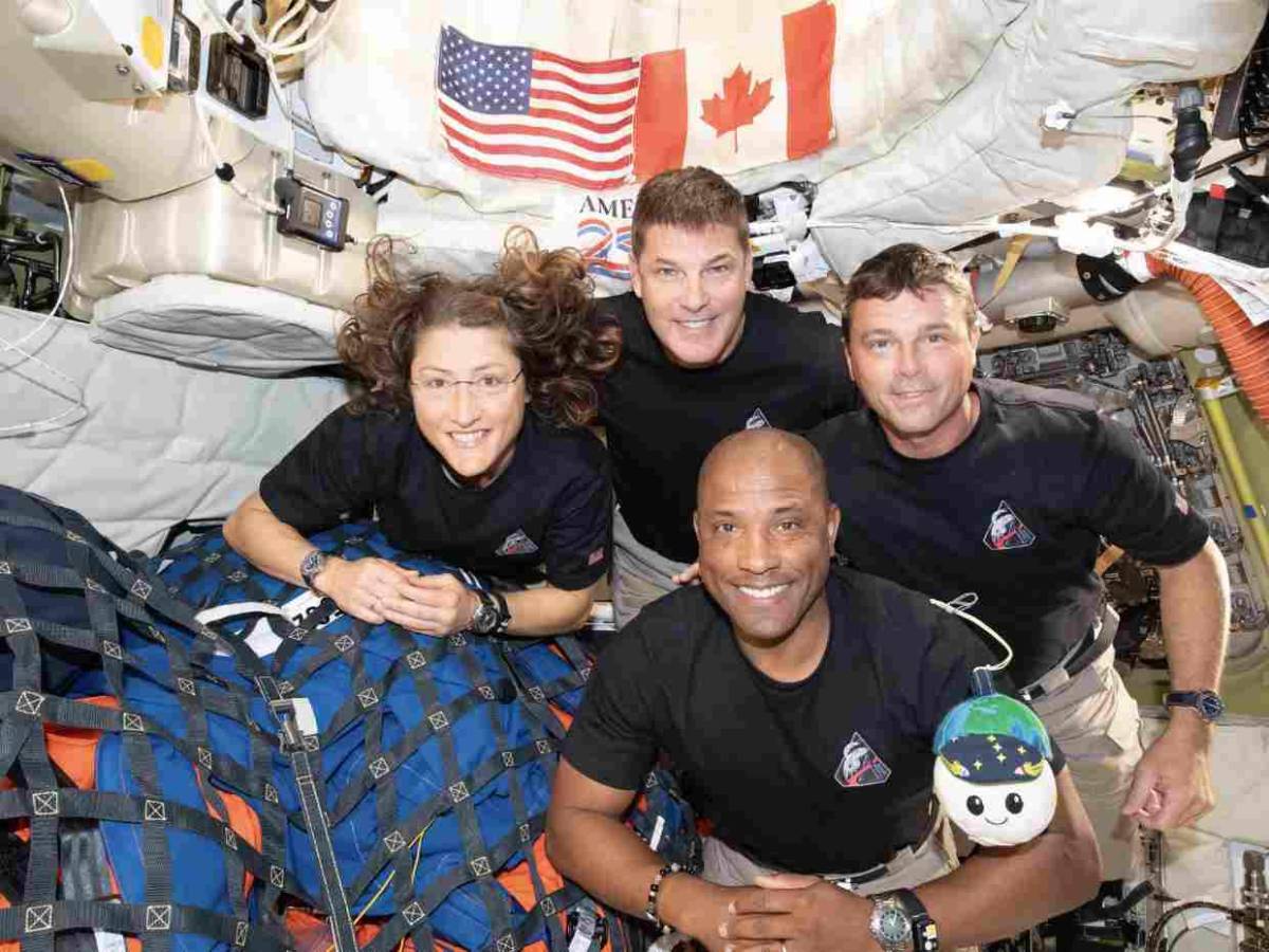 ¿Cuándo regresará a la Tierra la tripulación de la misión Artemis II?