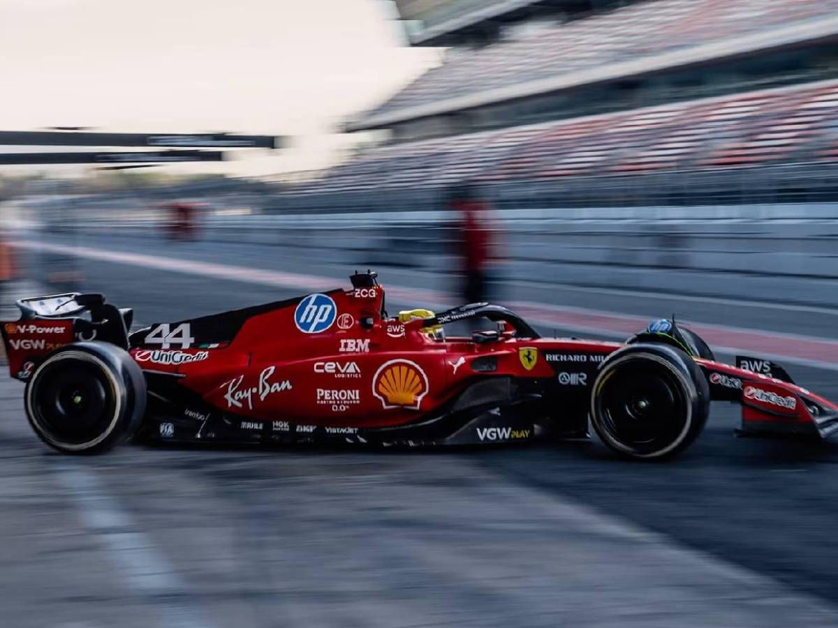 Así es la SF25, la nueva Ferrari de Lewis Hamilton para carreras en 2025