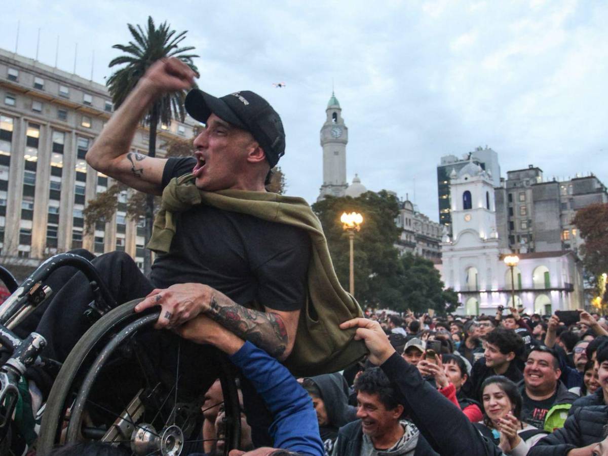 Muere Indio Solari, el ícono del rock argentino que movilizaba multitudes
