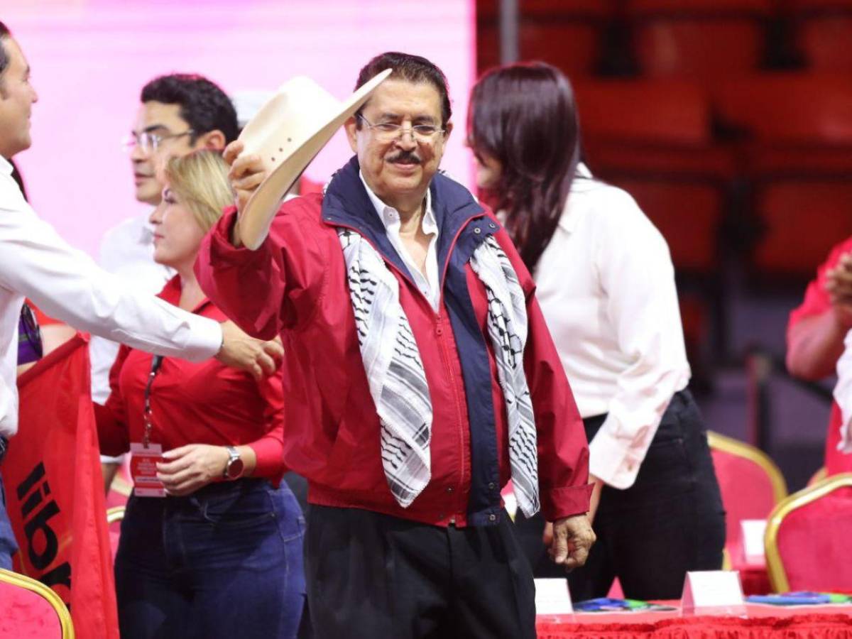 Roberto Contreras se disculpa con Mel Zelaya por el apodo chumpa juca; Quintín Soriano reacciona