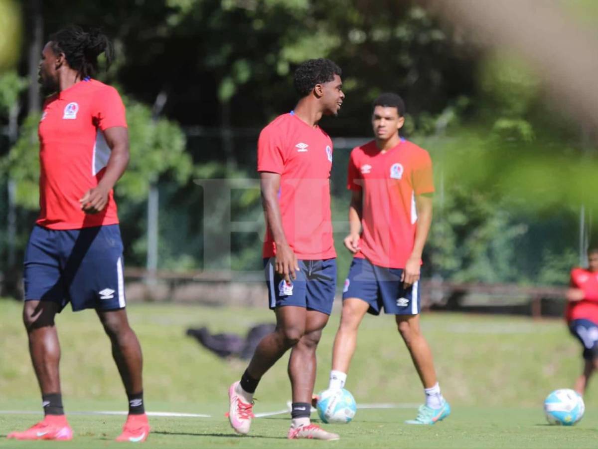 Otro jugador se va de Olimpia, sorpresa con Chirinos y se preparan para enfrentar a Real España