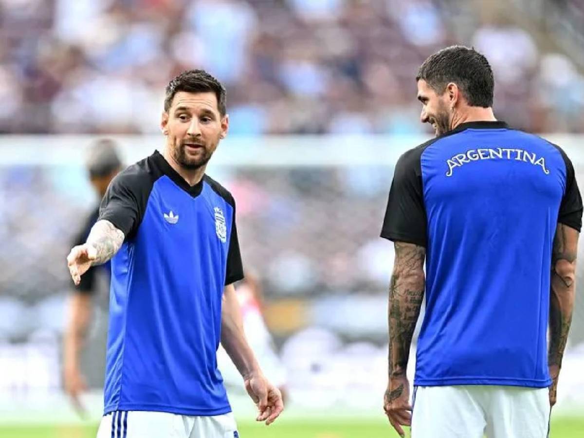 Messi sorprende a jugador hondureño y le da el regalo que todos querían