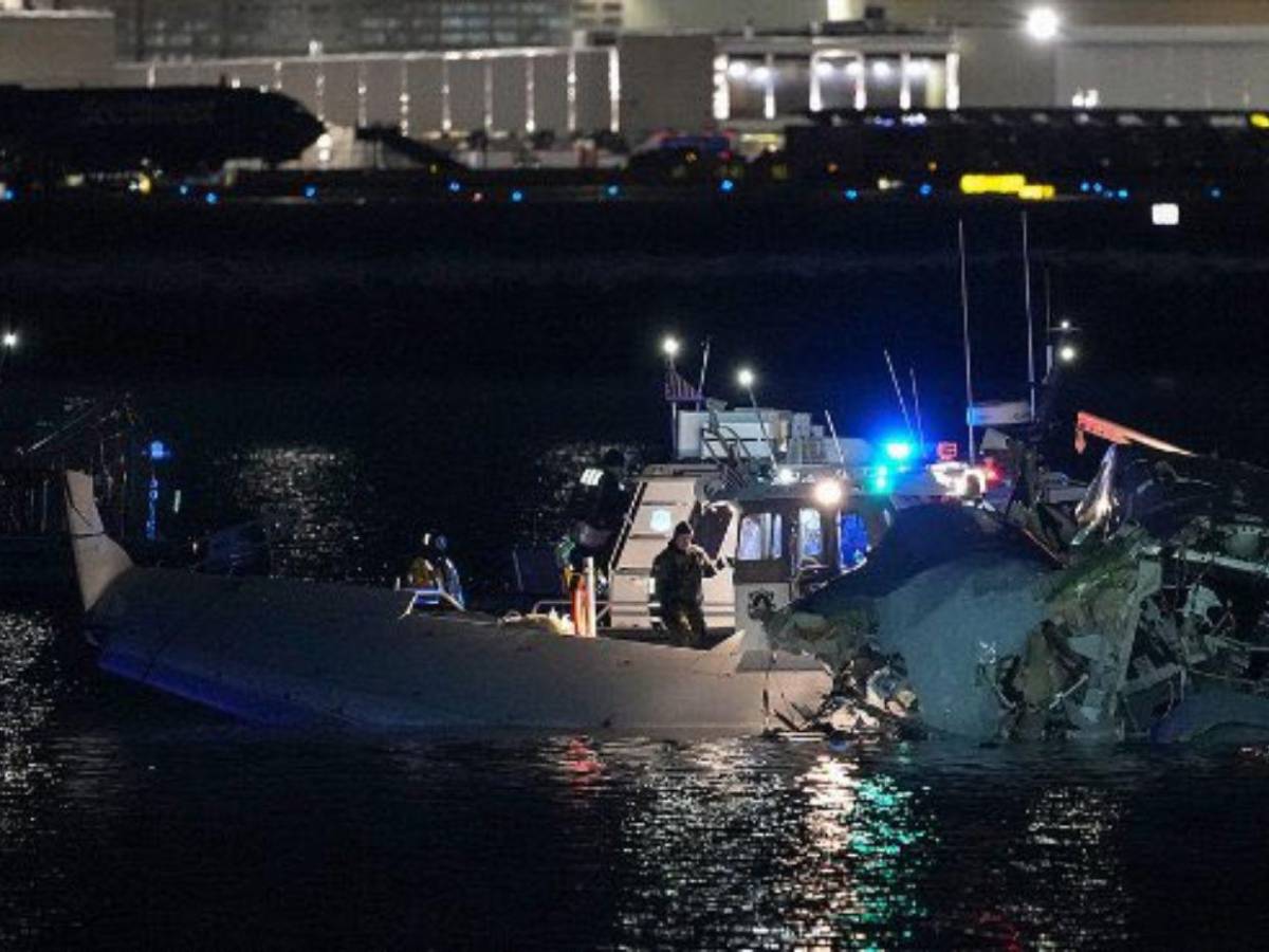 Atletas profesiones y menores: rostros de las víctimas de accidente aéreo en Washington