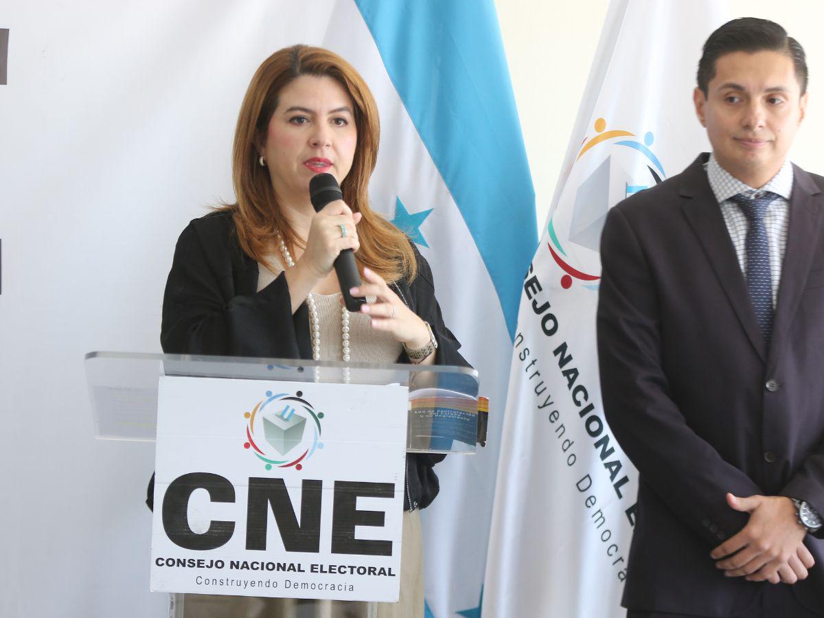 El proceso debe sobrevivir: Cossette, única consejera presente en recepción de ofertas de empresas auditoras