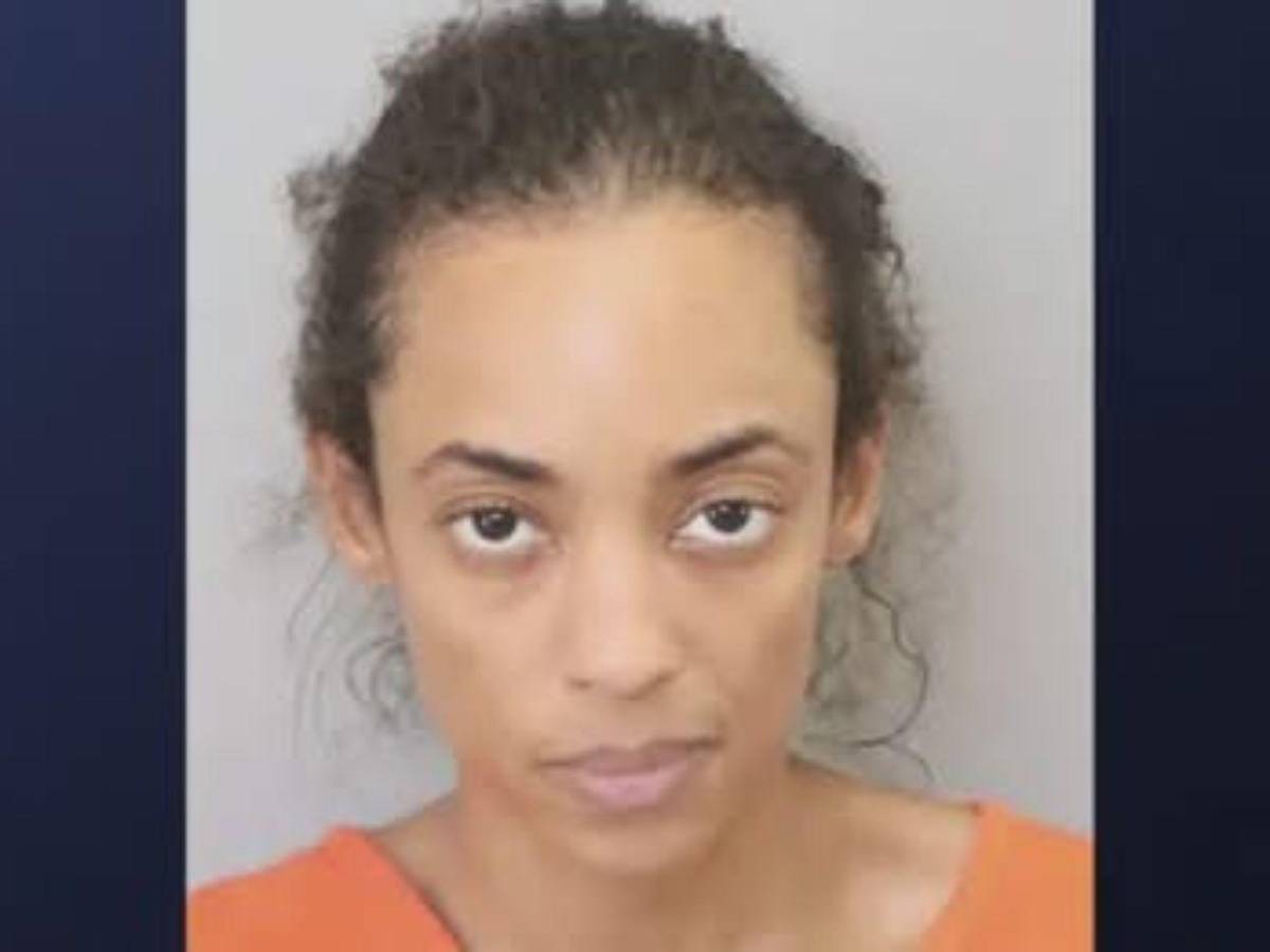 Declaran no culpable por demencia a madre acusada de matar a su hija de 2 años en EE UU