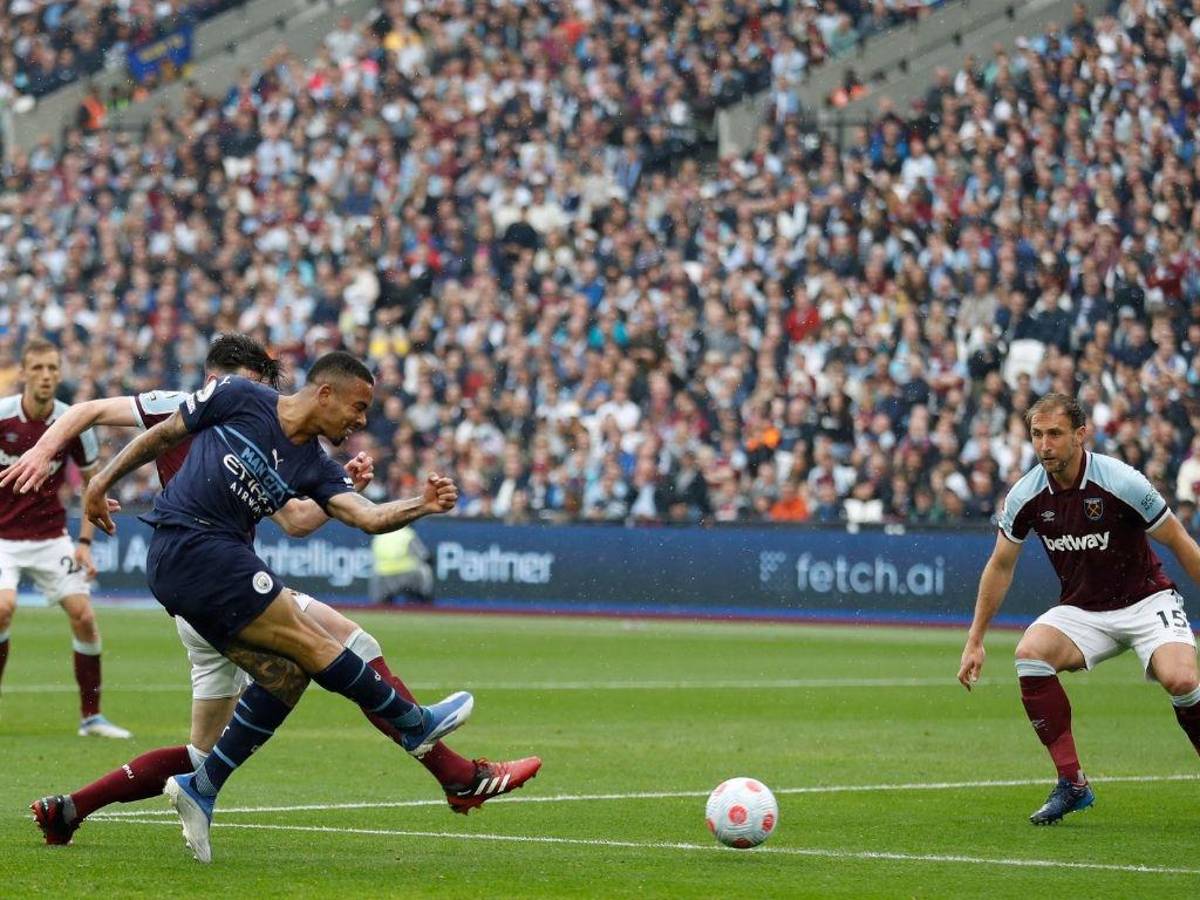 Manchester City empata con el West Ham y deja abierto el final de la Premier League