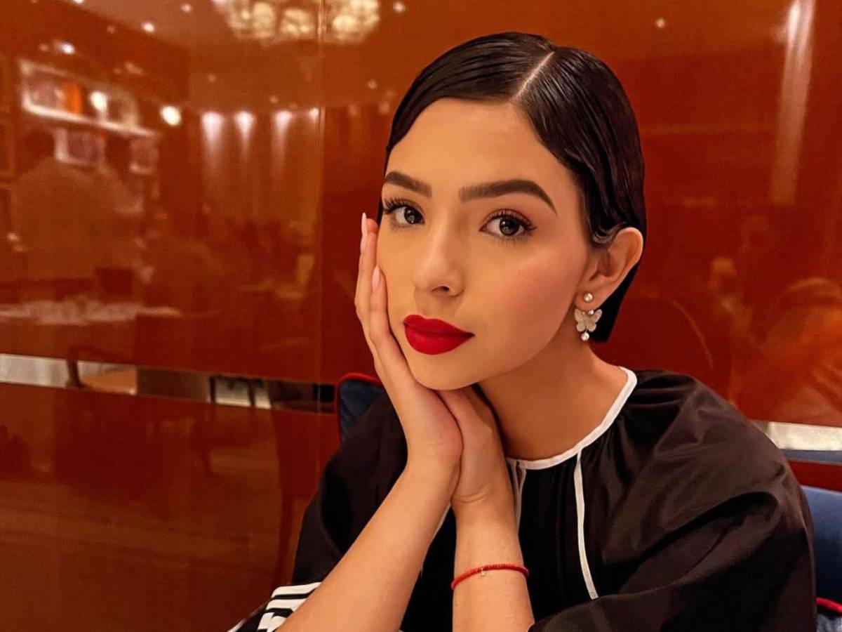 ¿Ángela Aguilar robó dos vestidos a famoso diseñador de moda? “Quiero mis vestidos”