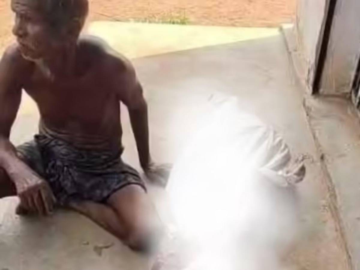 Jeetu Munda desenterró a su hermana y la llevó al banco para sacar 200 dólares