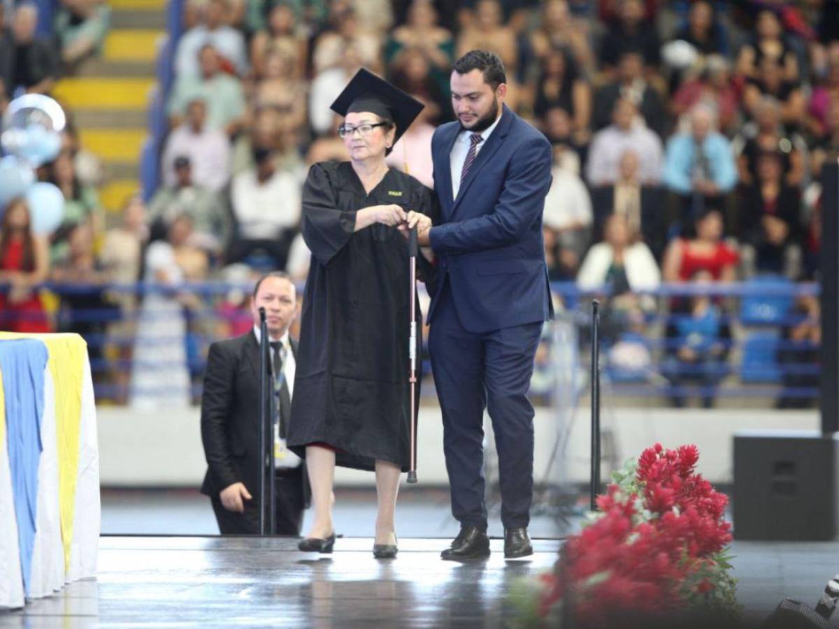 La UNAH celebra graduaciones de nuevos profesionales para Honduras