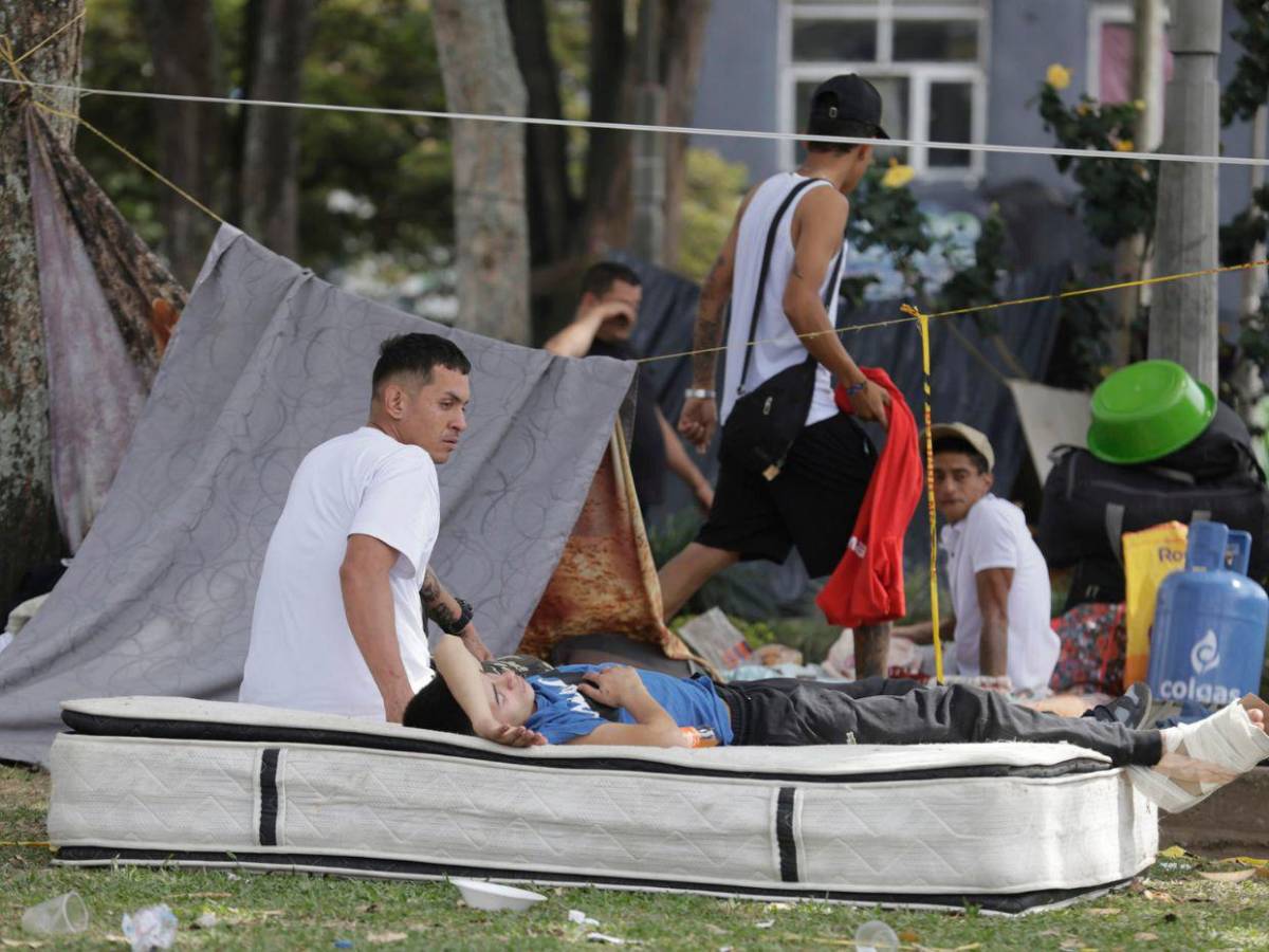 Los albergues, un oasis para las familias que perdieron todo por el terremoto en Colombia