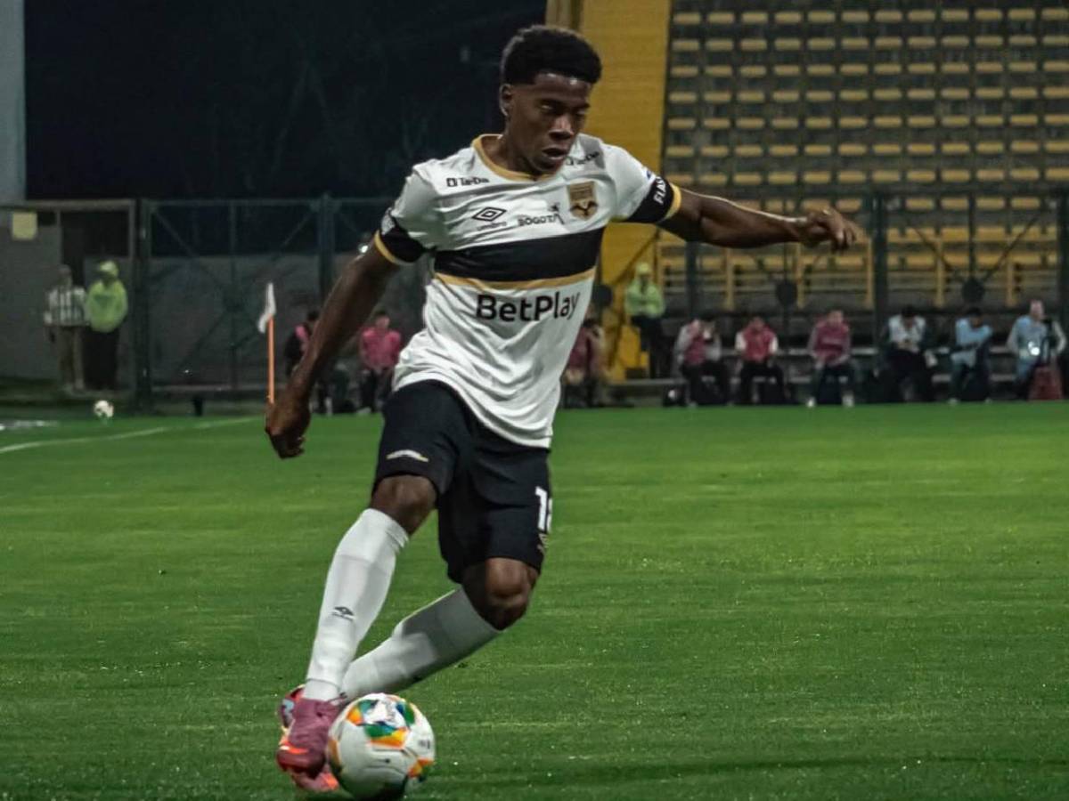 Familiar de excandidata presidencial e hijo de leyenda: la vida del delantero hondureño Dereck Moncada