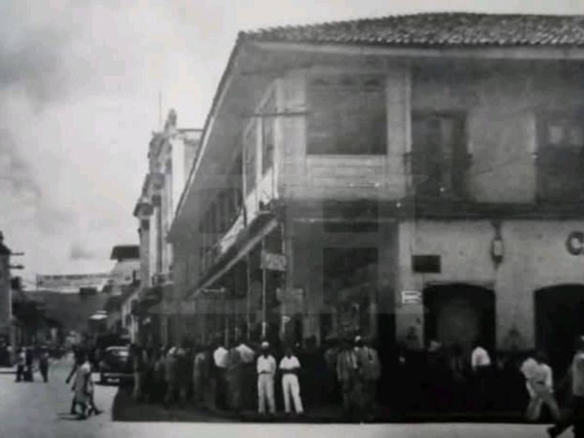 Más de 60 años de historia consumidos en 3 horas: así lucía el popular Chinda Díaz