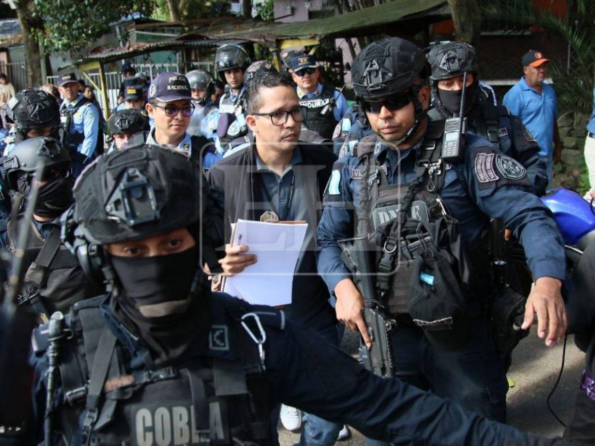 Queremos justicia: unas 15 familias denuncian desalojo de sus casas en Las Crucitas