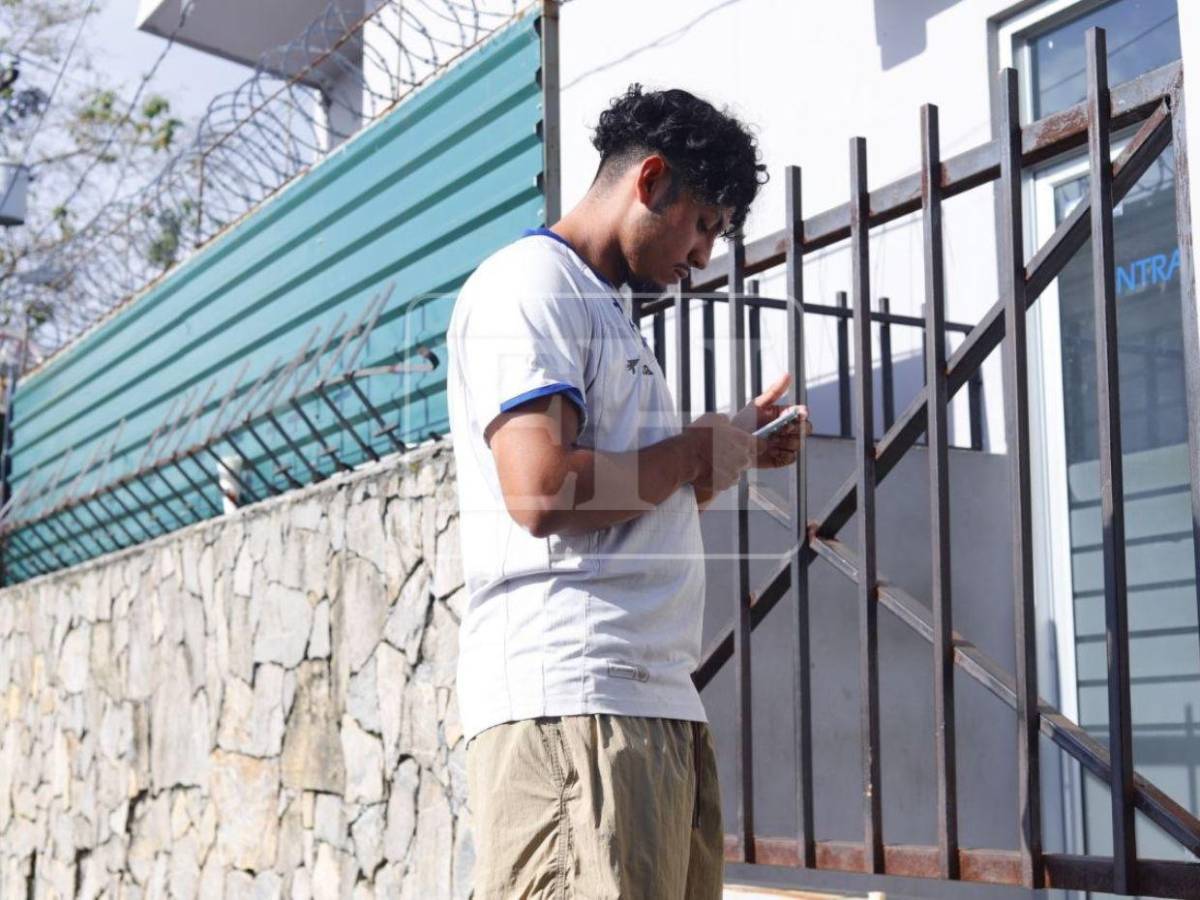 Luto y dolor en San Pedro Sula: familias buscan a víctimas del accidente en Quimistán