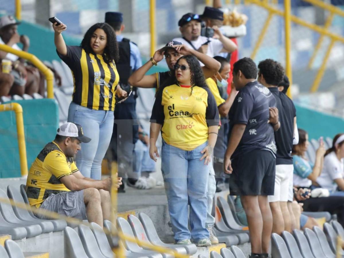 El Morazán se vistió de gala: Así se vive el ambientazo en regreso de Platense a Liga Nacional