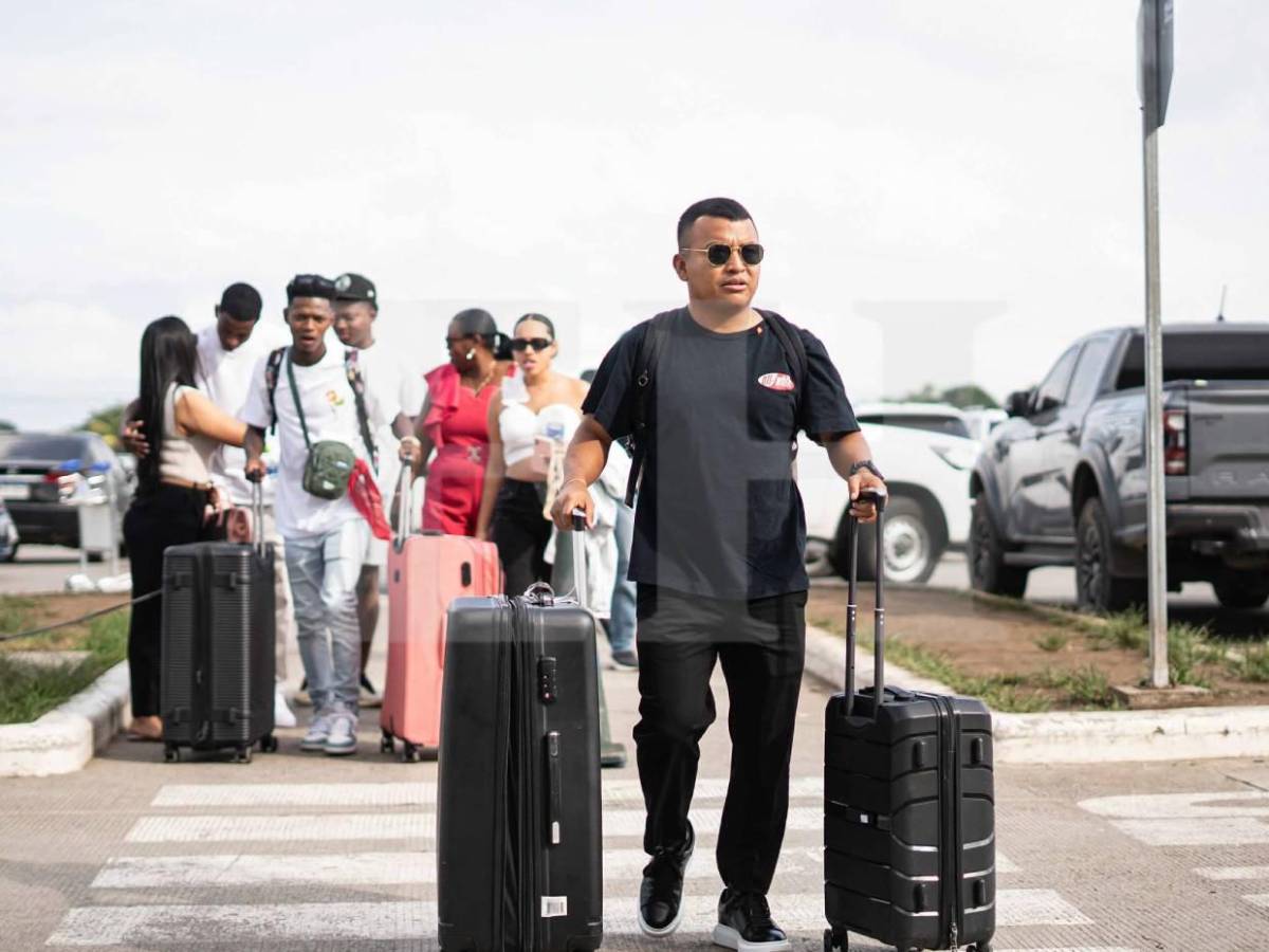 Imágenes inéditas: Así fue la salida de Julián Martínez para unirse a su nuevo equipo en Portugal