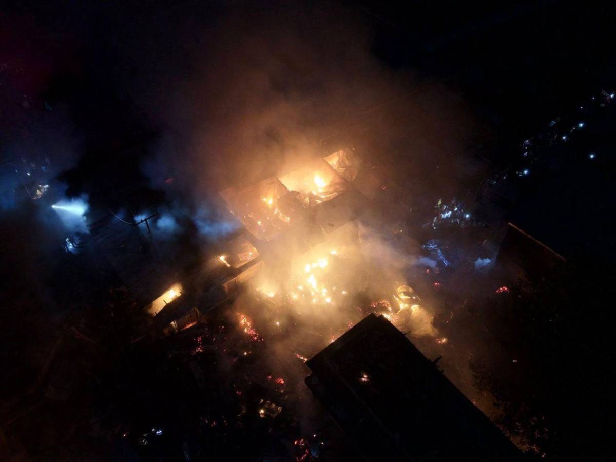 ¿Qué provocó el incendio en el mercado Medina de San Pedro Sula? Esto es lo que se sabe