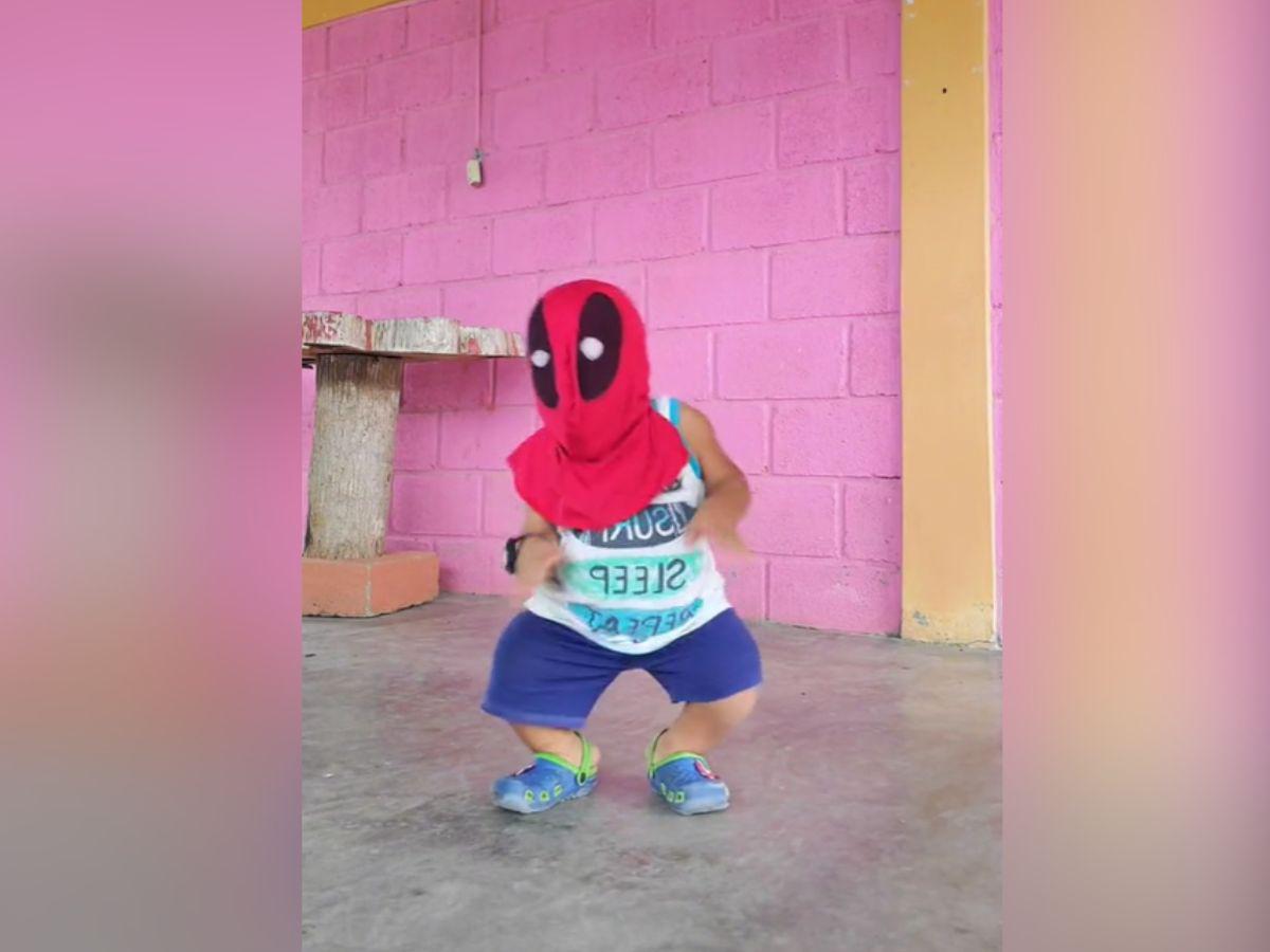 Cristian “El Chaparro” el estudiante que robó corazones en desfiles patrios 2024 Cristian “El Chaparro” el estudiante que robó corazones en desfiles patrios 2024