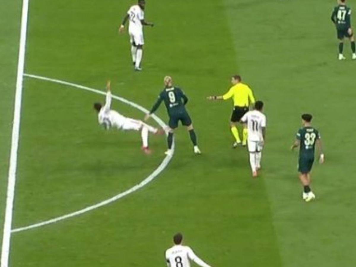 Real Madrid en caída libre, apoyo a Xabi Alonso y hondureño en el Bernabéu