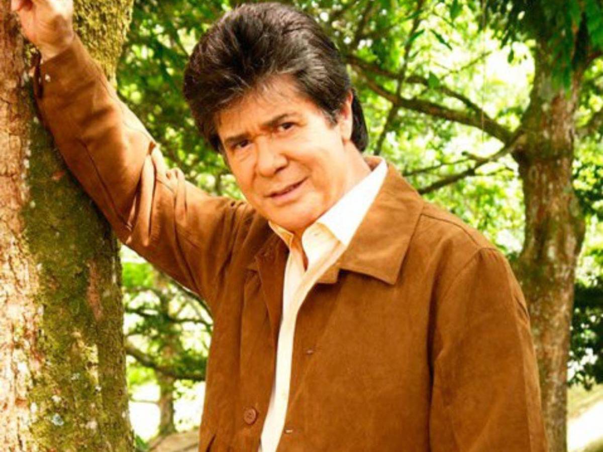 Actor Eduardo Serrano es diagnosticado con cáncer y su familia pide apoyo