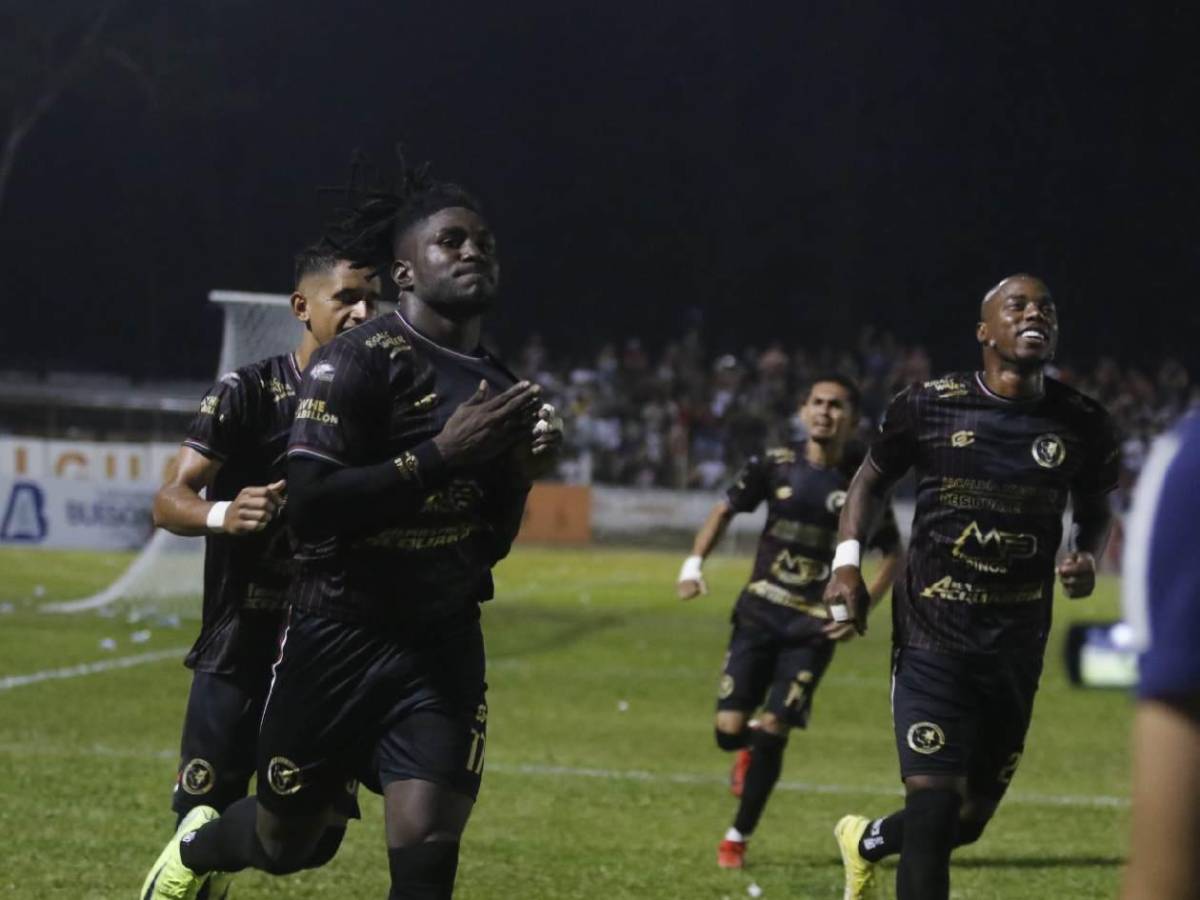 Fichajes: Jugadores de Olimpia que pidió Troglio, bajas en Motagua y nuevo legionario