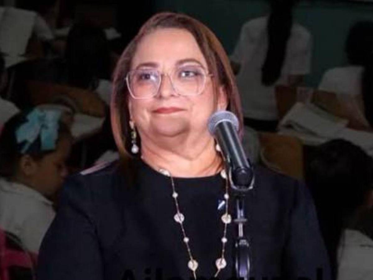 Educación investigará denuncias por extorsión vinculadas con los desfiles