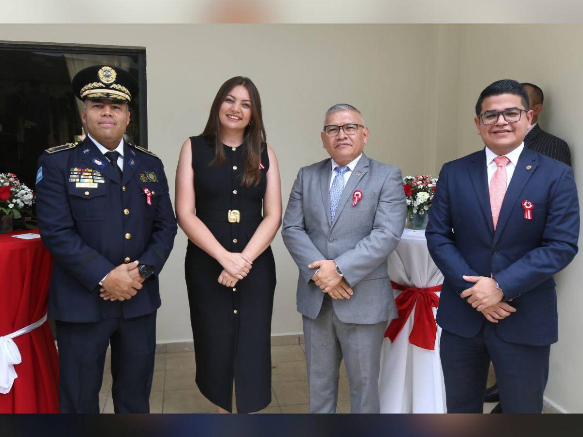 Embajada de Perú celebra la independencia de su país
