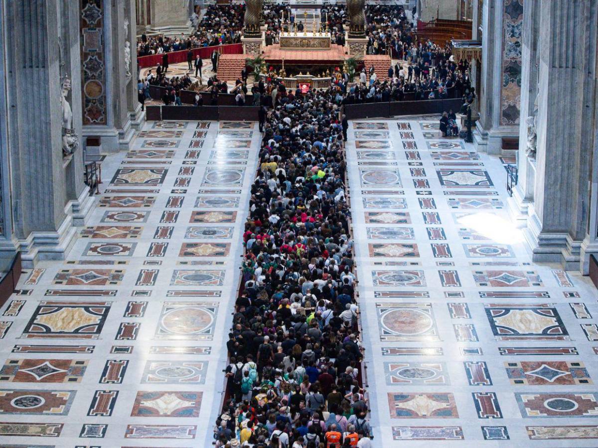 Las 20 imágenes más impactantes del funeral del papa Francisco en Roma Las 20 imágenes más impactantes del funeral del papa Francisco en Roma