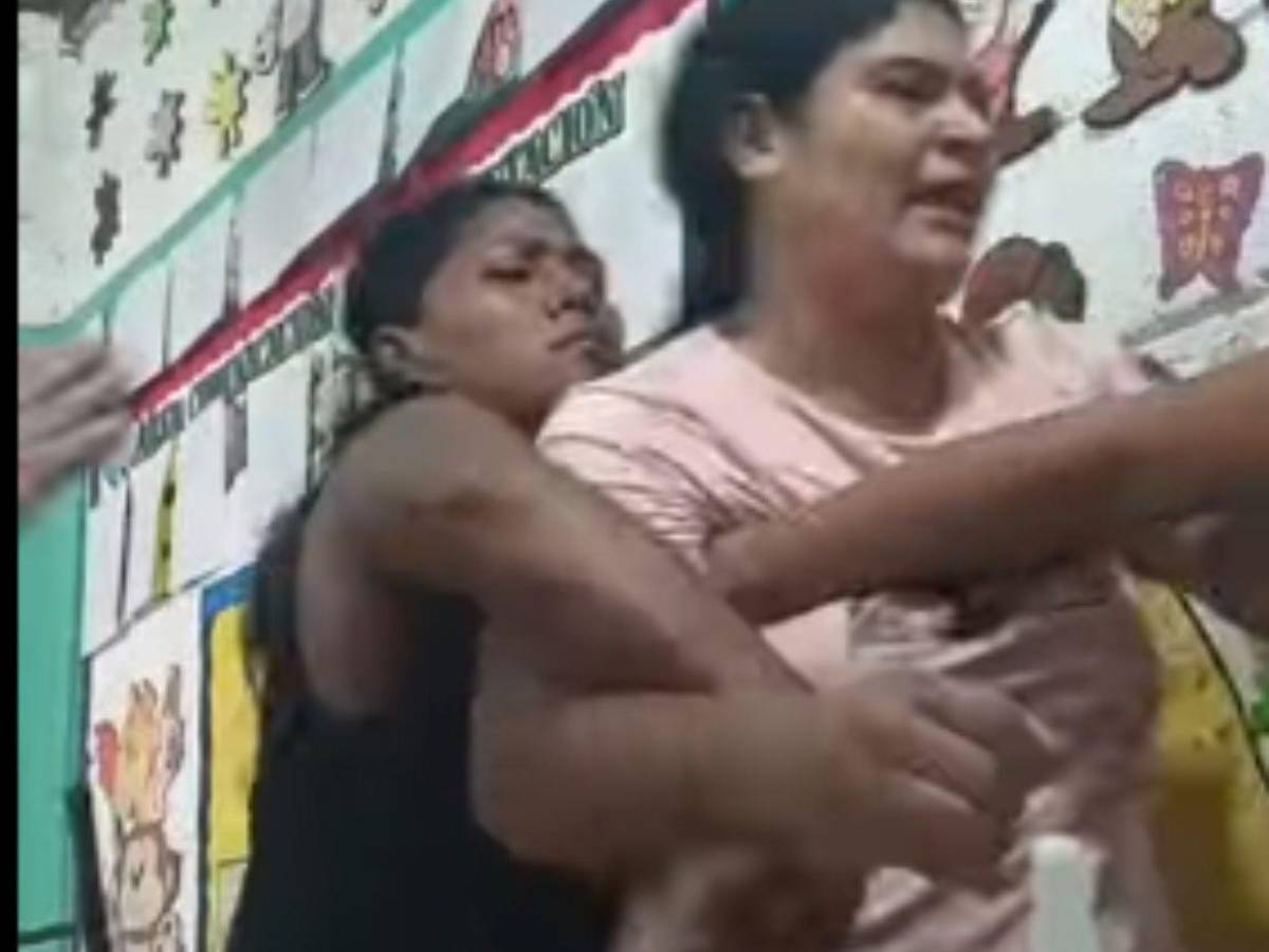 Llegó con un cuchillo y confrontó a la Policía: el caso de una madre en un kínder de la colonia Australia