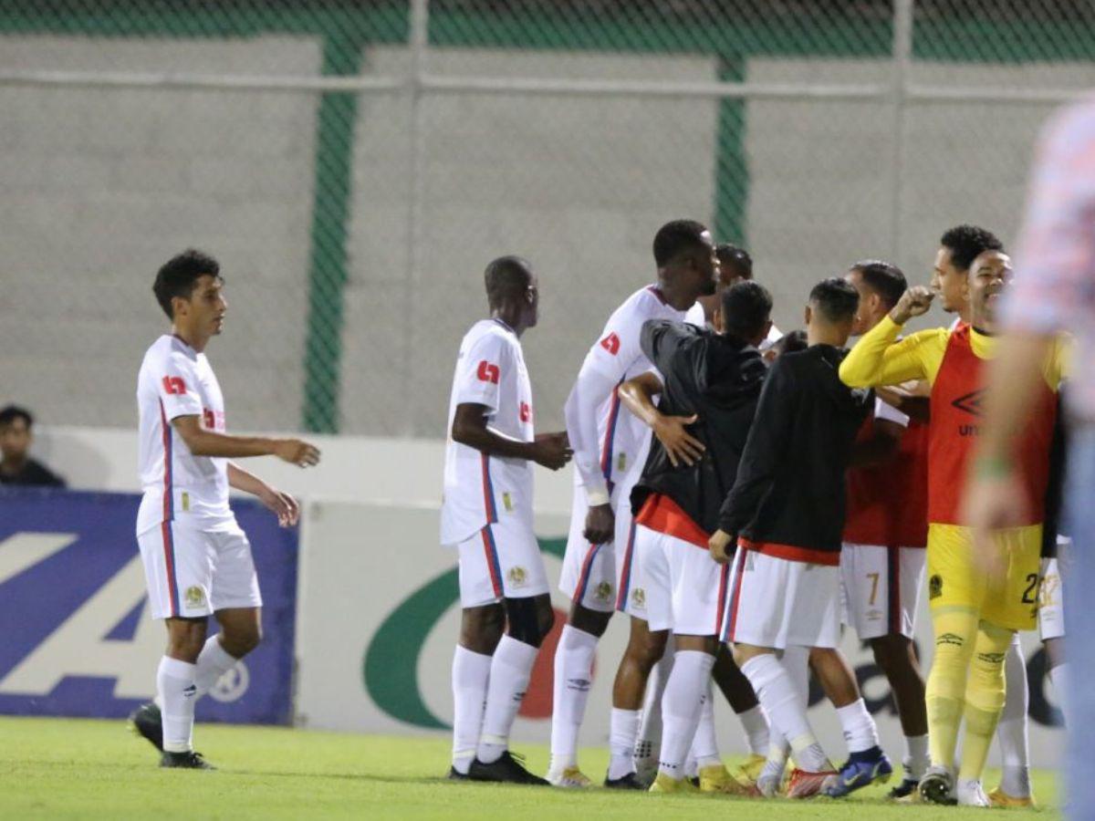 Olimpia se enfrentará al Motagua en la final tras vencer a Marathón