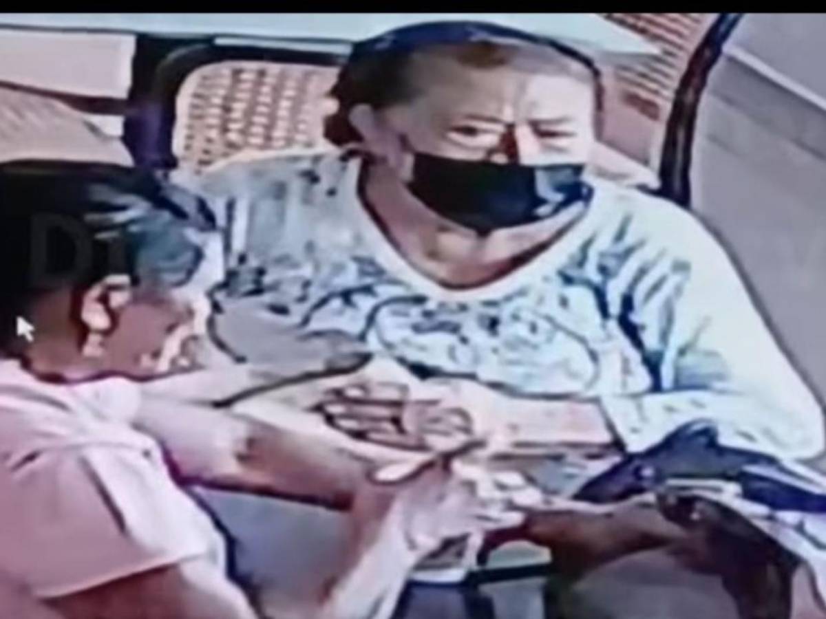 La durmieron con un polvito: Capturan a dos ancianas por robo de L200 mil en Lempira