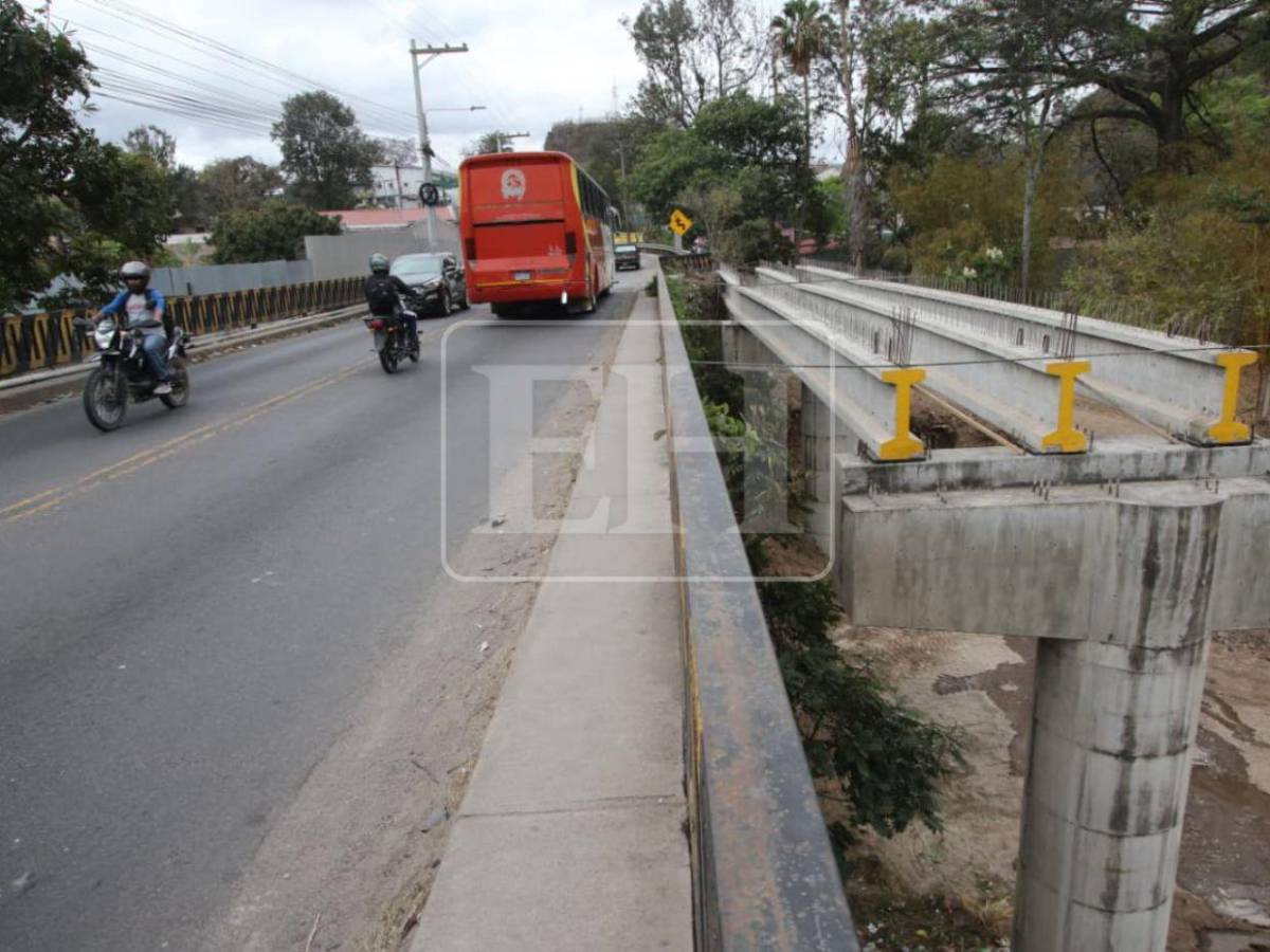 Avanza ampliación del puente Germania: instalan vías del libramiento en la zona sur