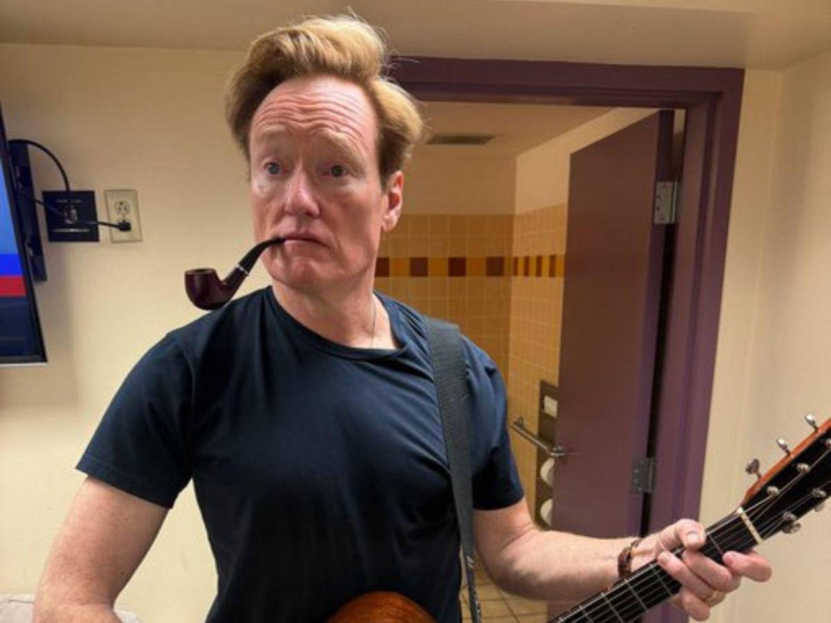 ¿Quién es Conan O’Brien, presentador que “destrozó” a Gascón en los Oscar 2025?