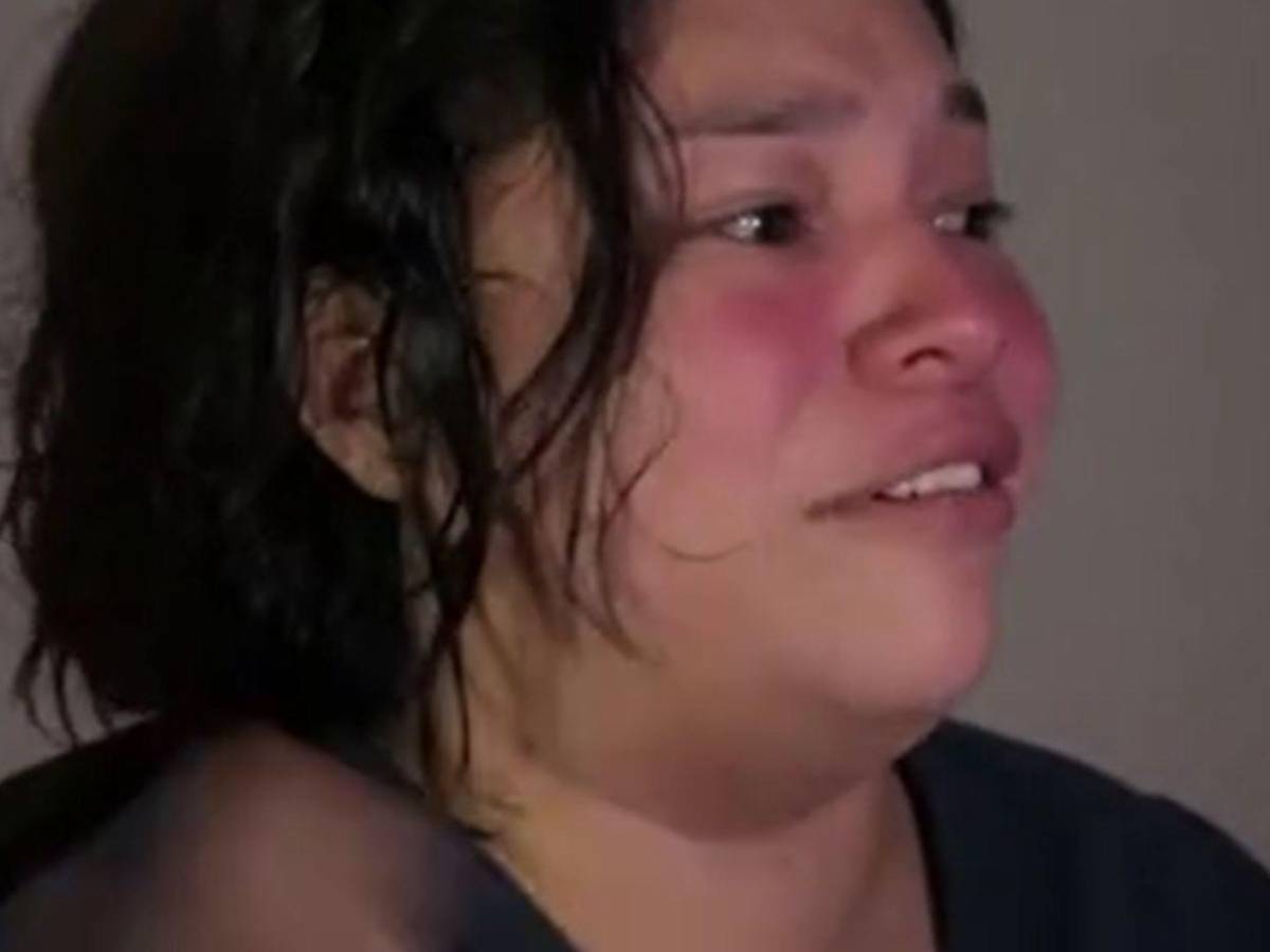 Pensé en mis hijos; ellos me esperaban en casa: Así se salvó una madre de morir tras caer en socavón por lluvias