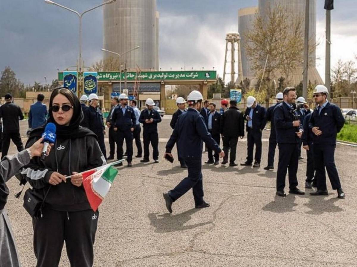Hasta niños forman cadenas humanas ante amenaza de Trump: morirá toda una civilización