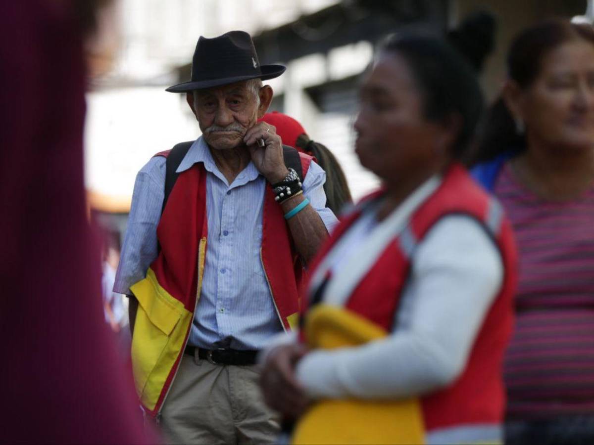 Tristeza: Empleados de barrido de la AMDC protestan por falta de pago y despidos