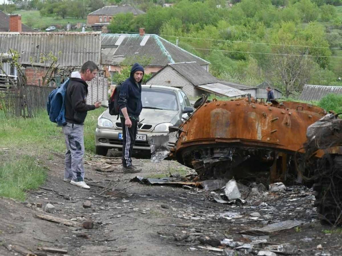 Fuerzas ucranianas retoman el control de frontera con Rusia en región de Járkov