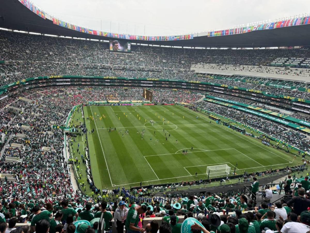 ¿Quién es el aficionado muerto en el estadio Azteca en pleno arranque del Mundial 2026?