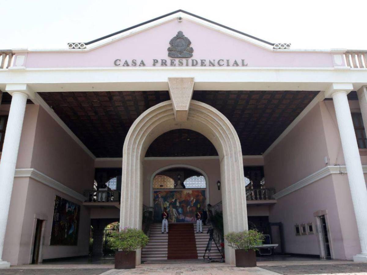 Reclutaban empleados de Casa Presidencial y del IP: así operaba red en caso “Helios”