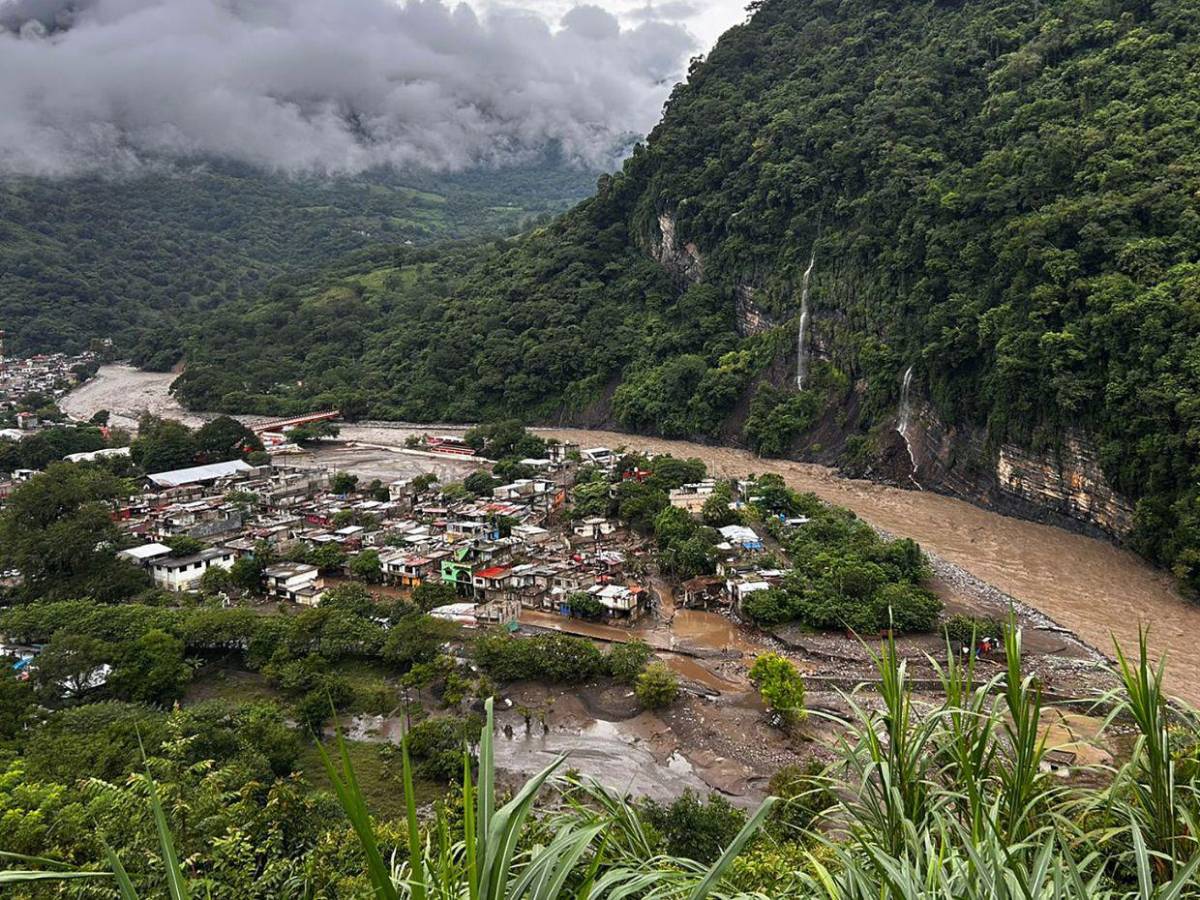 Lluvias dejan estragos en México: 64 muertos y 65 desaparecidos