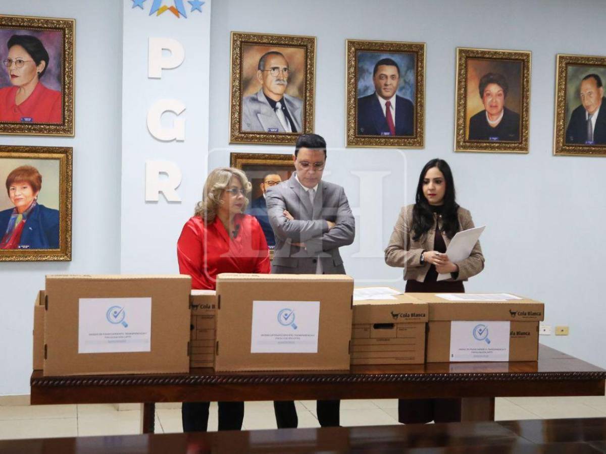 L120 millones: PGR sancionará funcionarios por no rendir cuentas de sus campañas