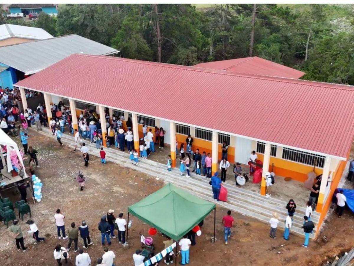 Shin Fujiyama impulsa proyecto “Mil Escuelas” ante comunidad internacional