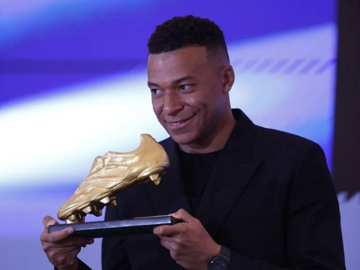 ¡No lo quieren más! Aficionados del Real Madrid recolectan firmas para sacar a Mbappé