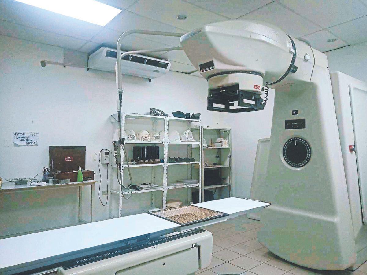La próxima semana repararán máquina de radioterapia en el San Felipe