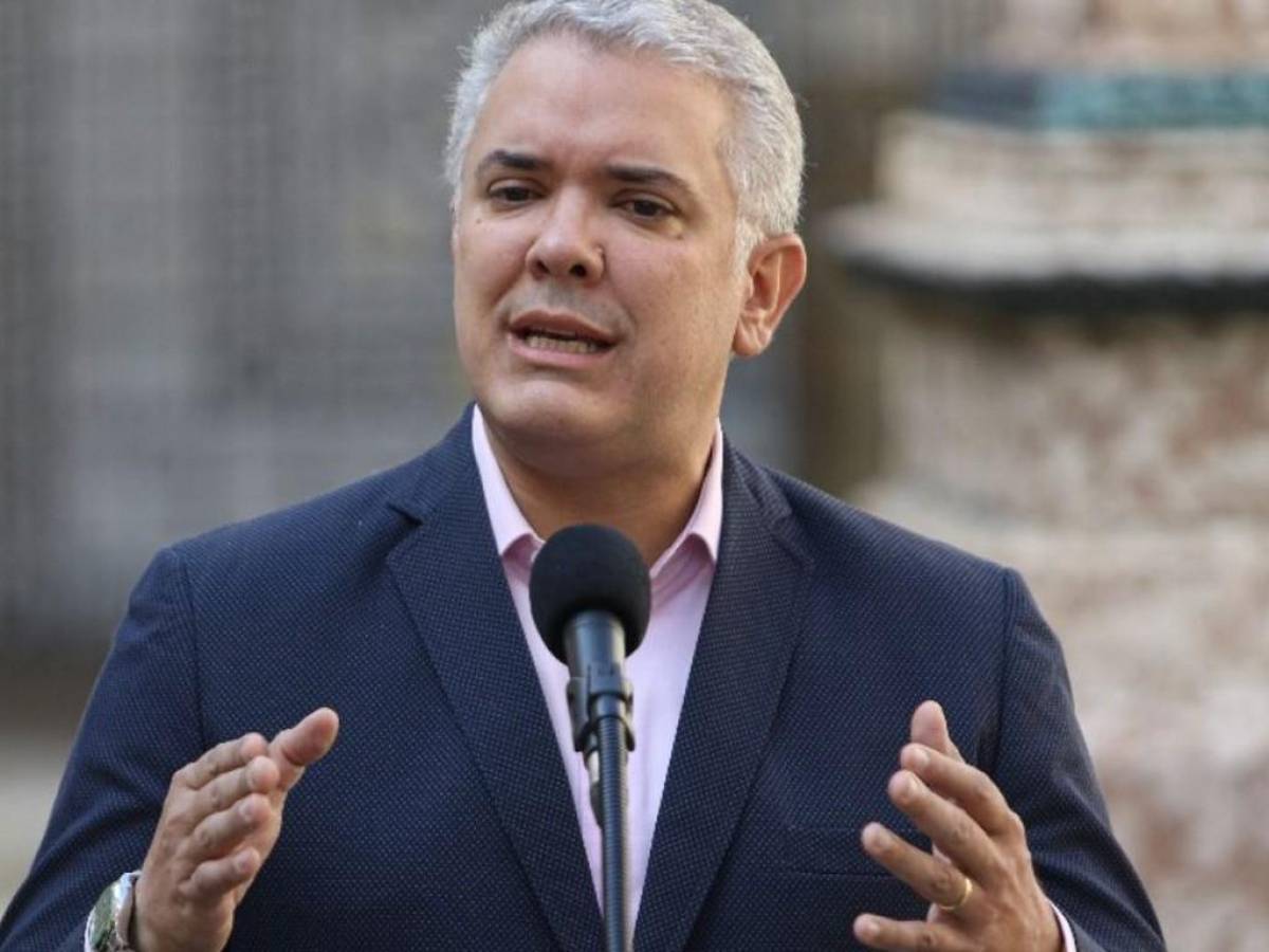 Presidente colombiano Iván Duque condenado a arresto domiciliario por desacato