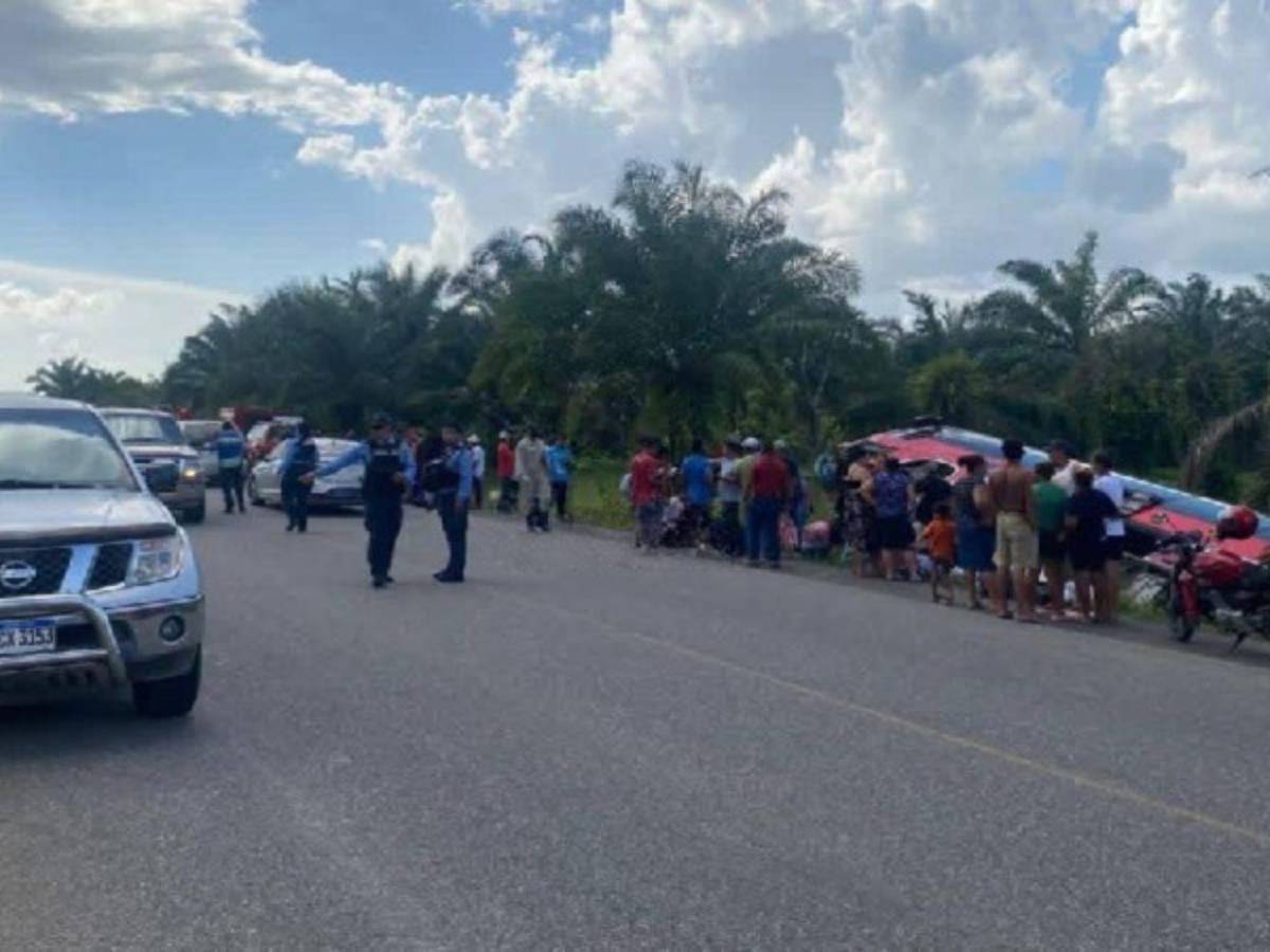 Autobús vuelca en Olanchito por fallas mecánicas y deja varios pasajeros heridos