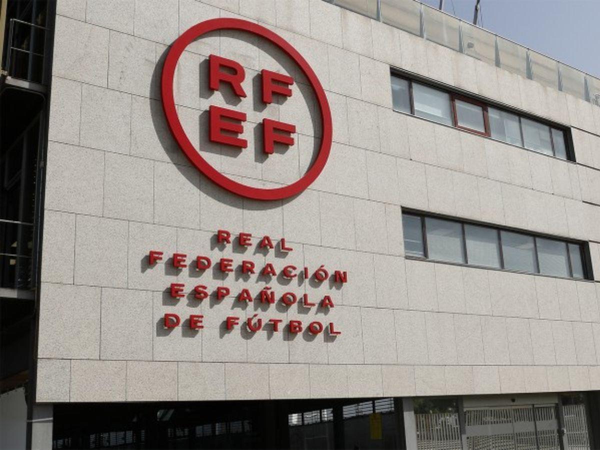 ¿Quiénes son los técnicos hondureños con licencia Pro en España?