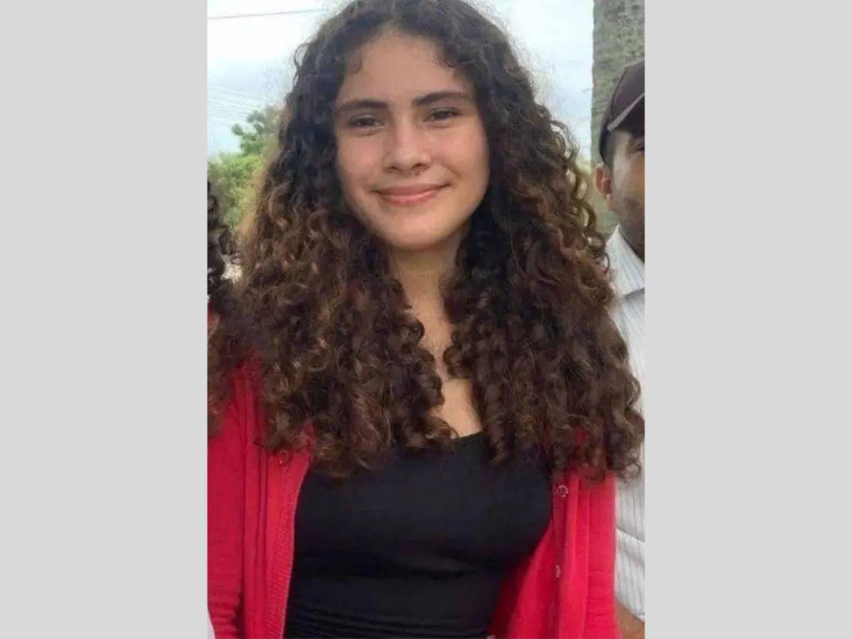 “No es fácil perder una hija: Exigen agilizar pruebas forenses por caso de Yorleni Alas