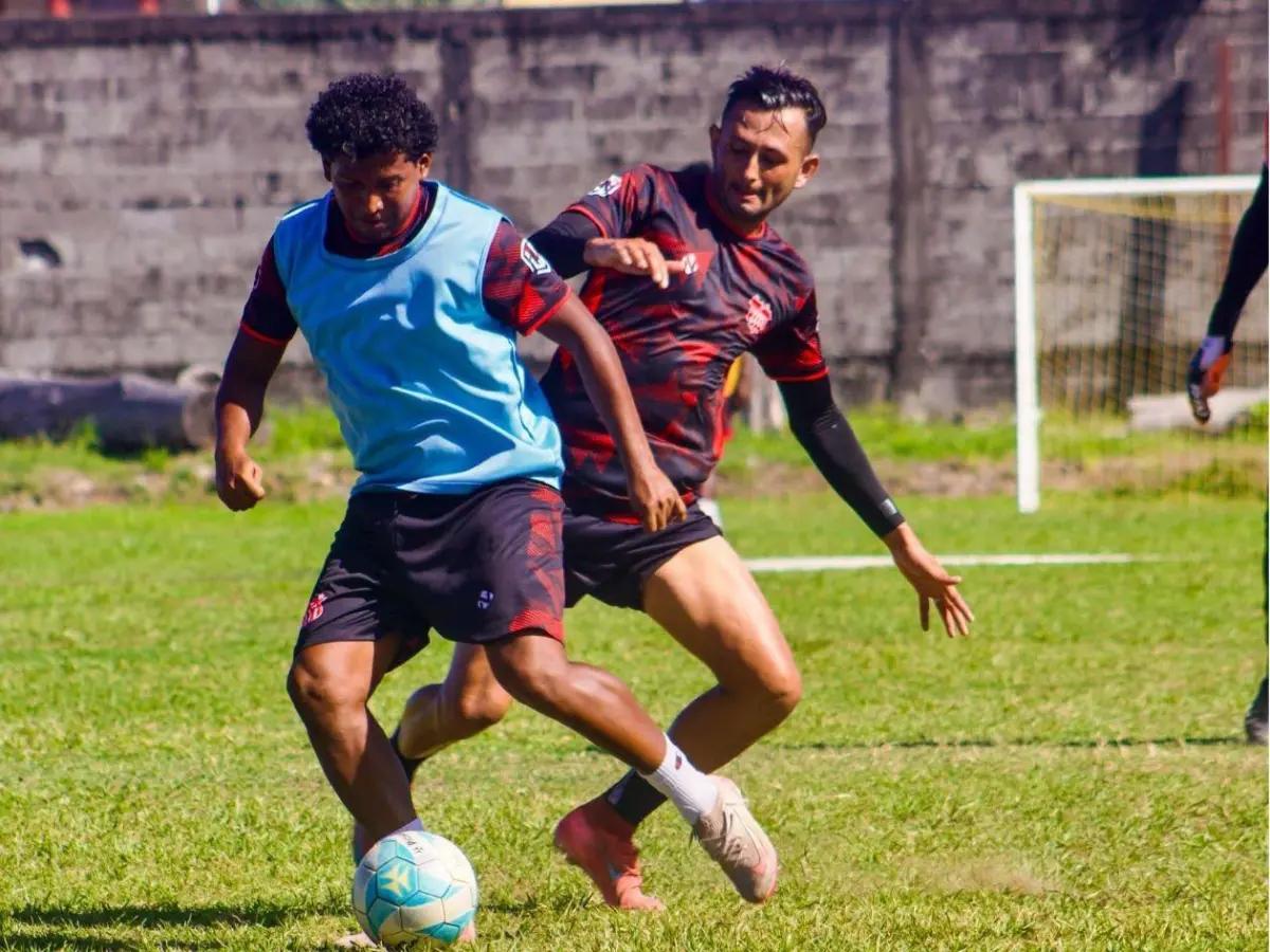 Fichajes Honduras: Otra Baja en Olimpia, del Motagua al fútbol de Italia y otro legionario