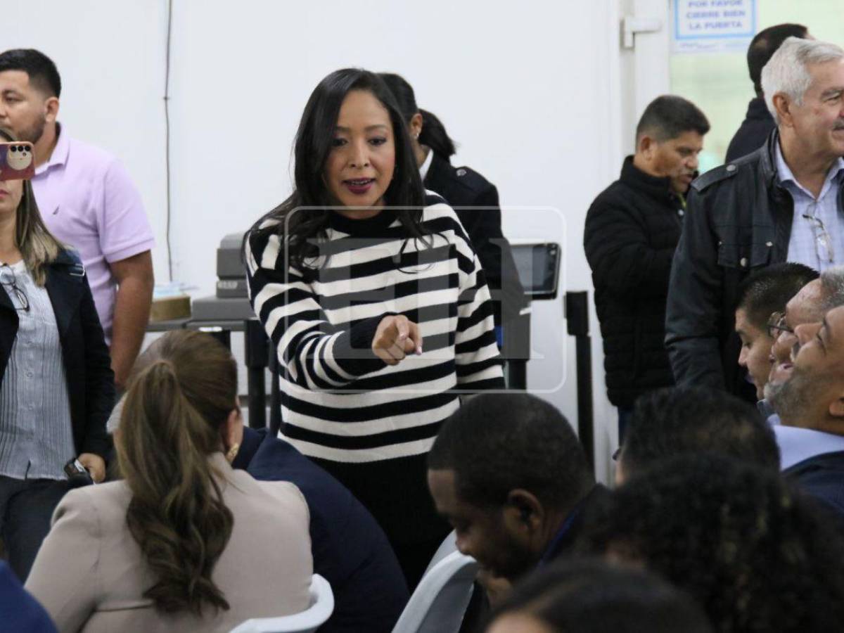 Así llegaron los diputados electos del Partido Nacional a retirar sus credenciales